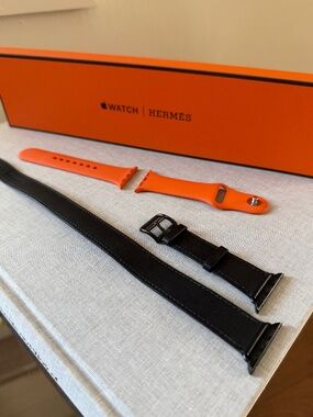 Hermès Apple Watch Double Tour Noir + Orange Band Set